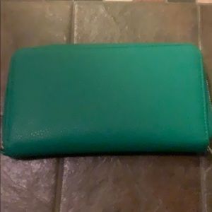 Jewell Kelly green wallet.
